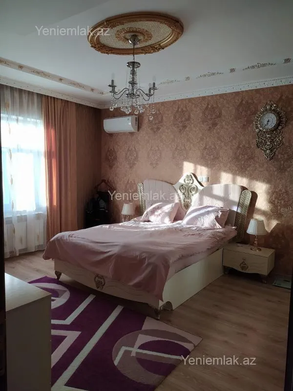 Satılır 6 otaqlı həyət evi 250 m²