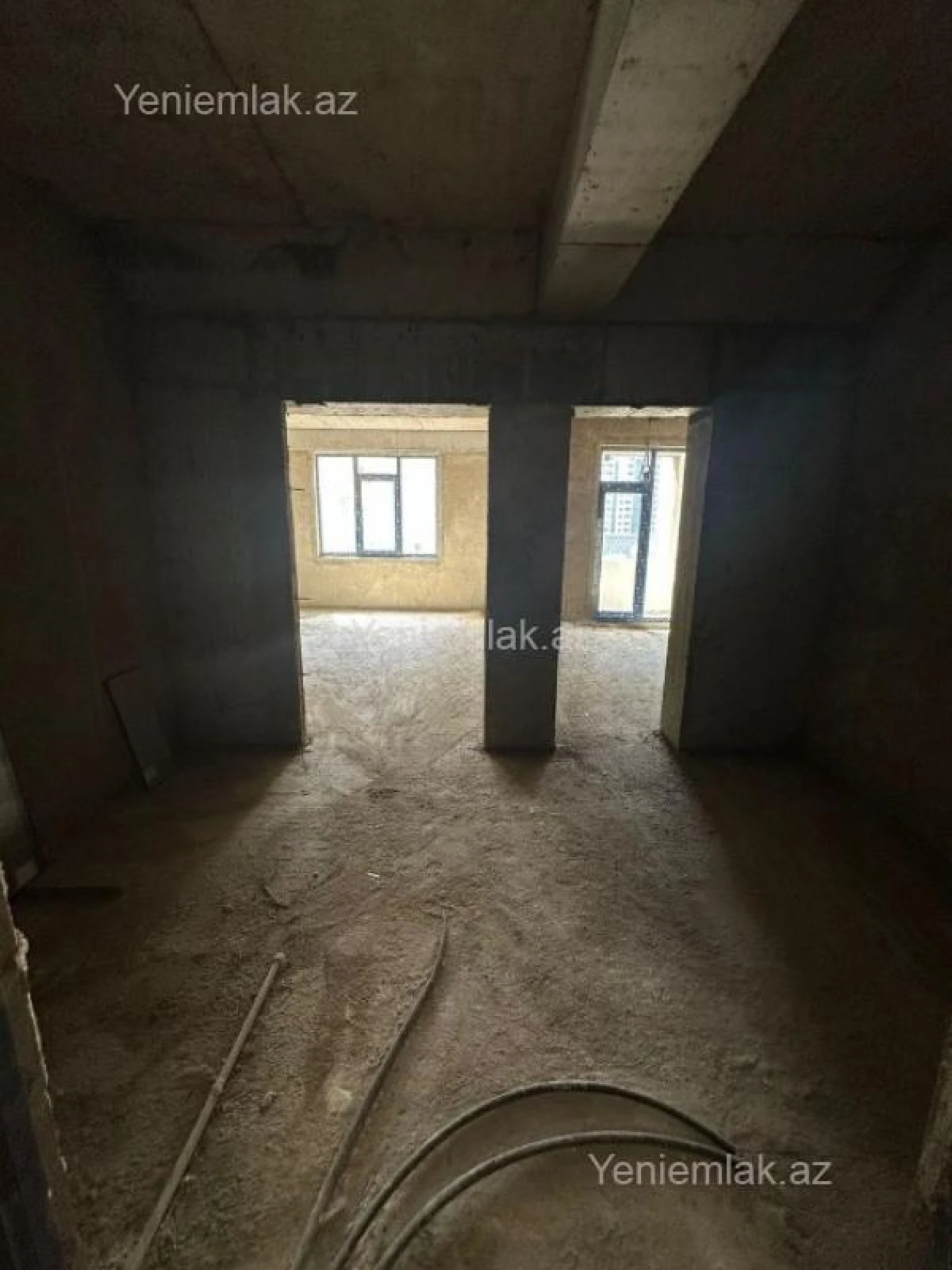 Satılır 1 otaqlı yeni tikili 77 m²