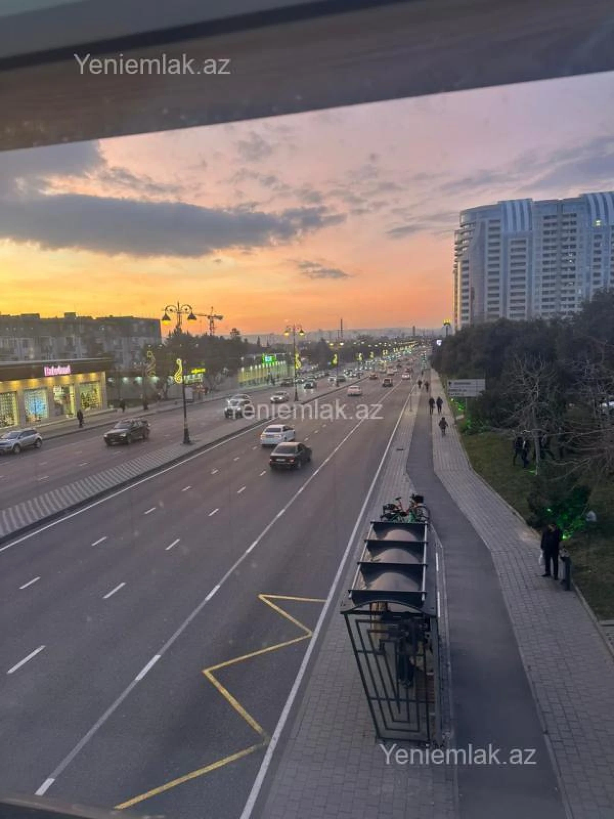 Satılır 2 otaqlı yeni tikili 86 m²