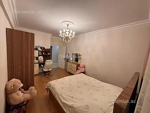 Satılır 4 otaqlı yeni tikili 167 m²