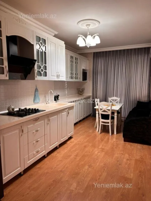 Satılır 4 otaqlı yeni tikili 167 m²