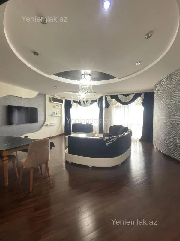 Satılır 3 otaqlı yeni tikili 158 m²