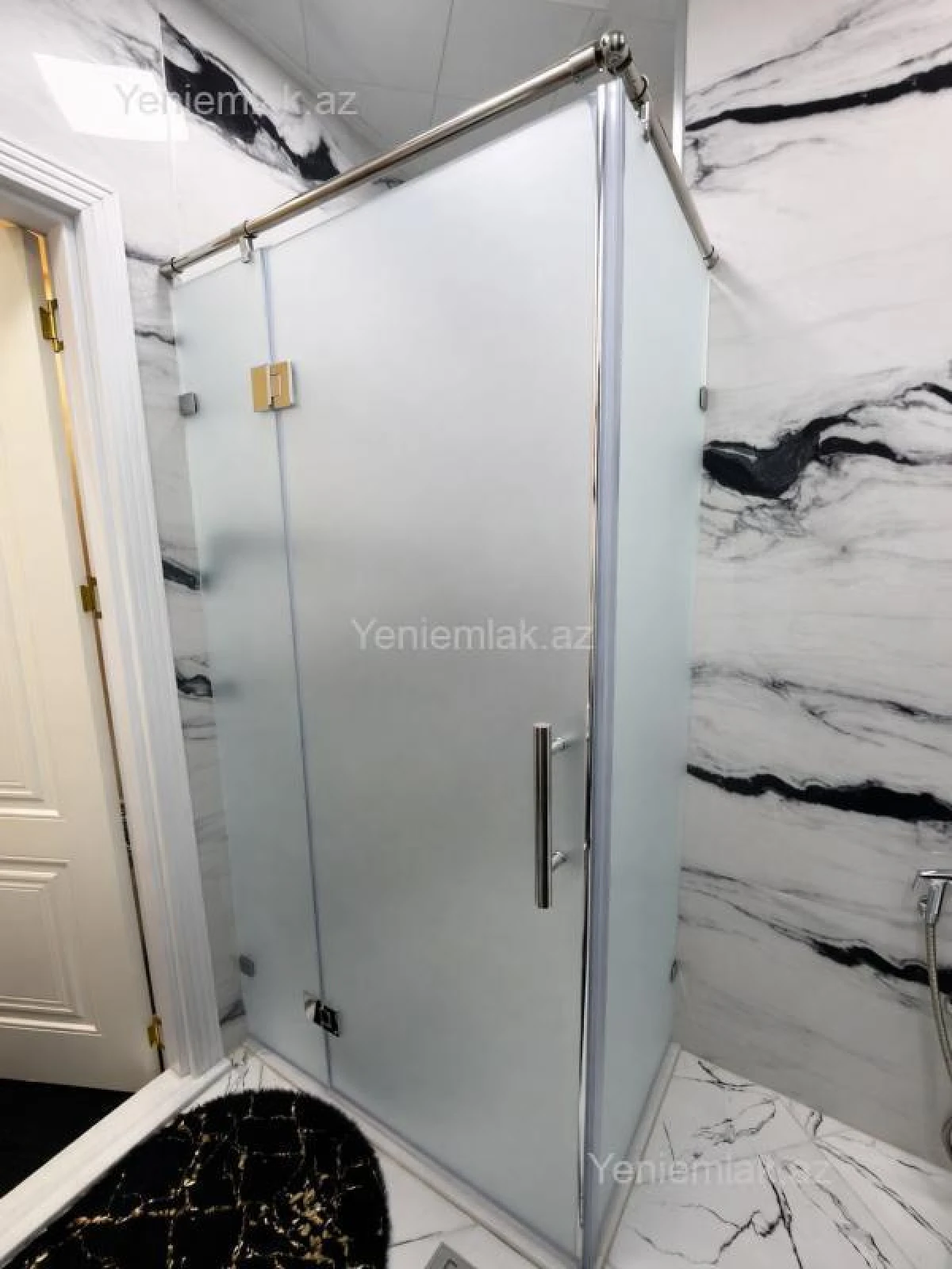 Satılır 2 otaqlı yeni tikili 65 m²