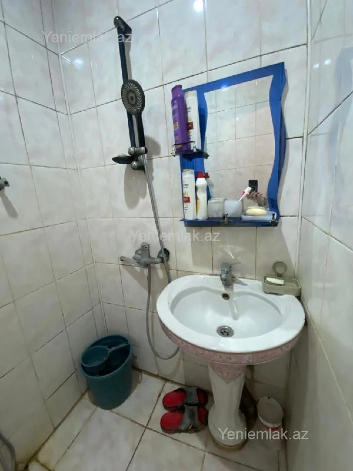 Satılır 3 otaqlı köhnə tikili 55 m²