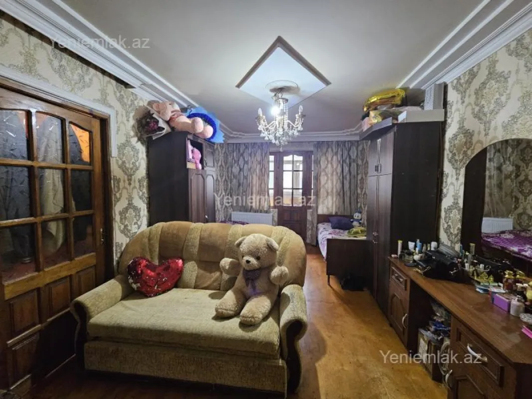 Satılır 2 otaqlı köhnə tikili 45 m²