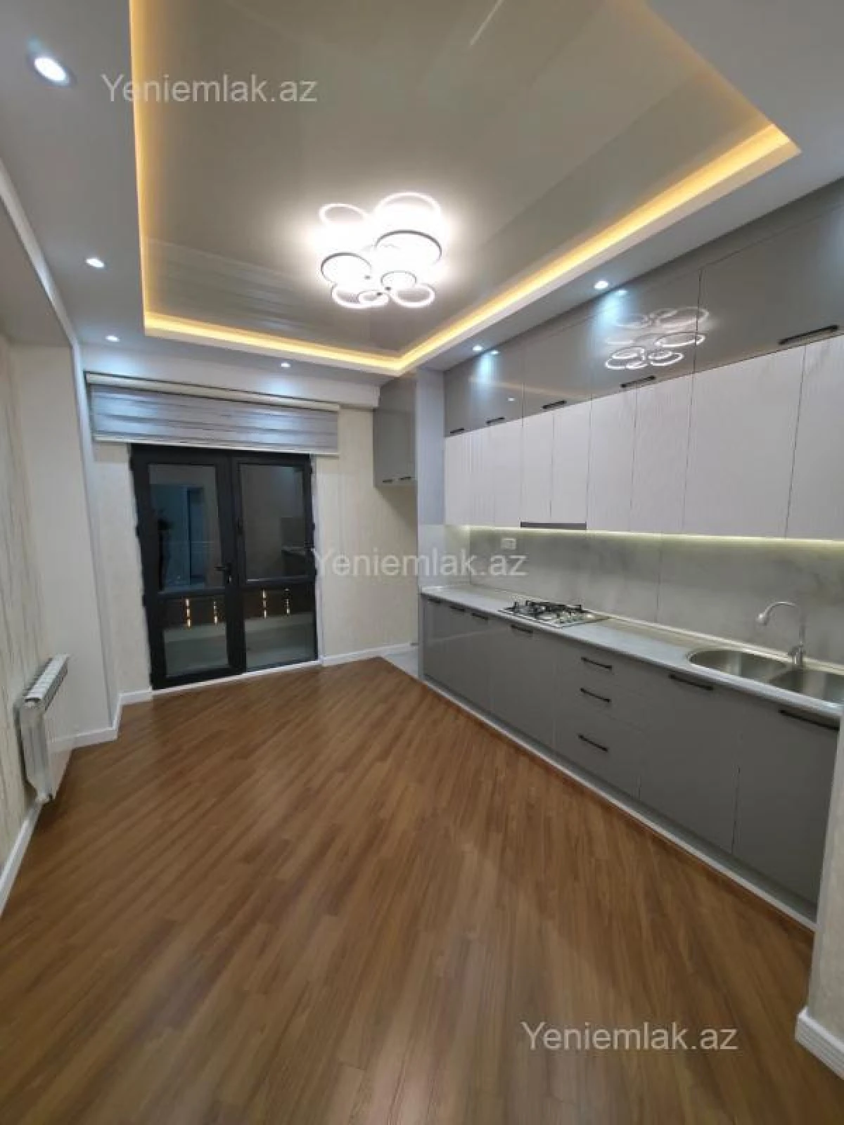 Satılır 2 otaqlı yeni tikili 86 m²