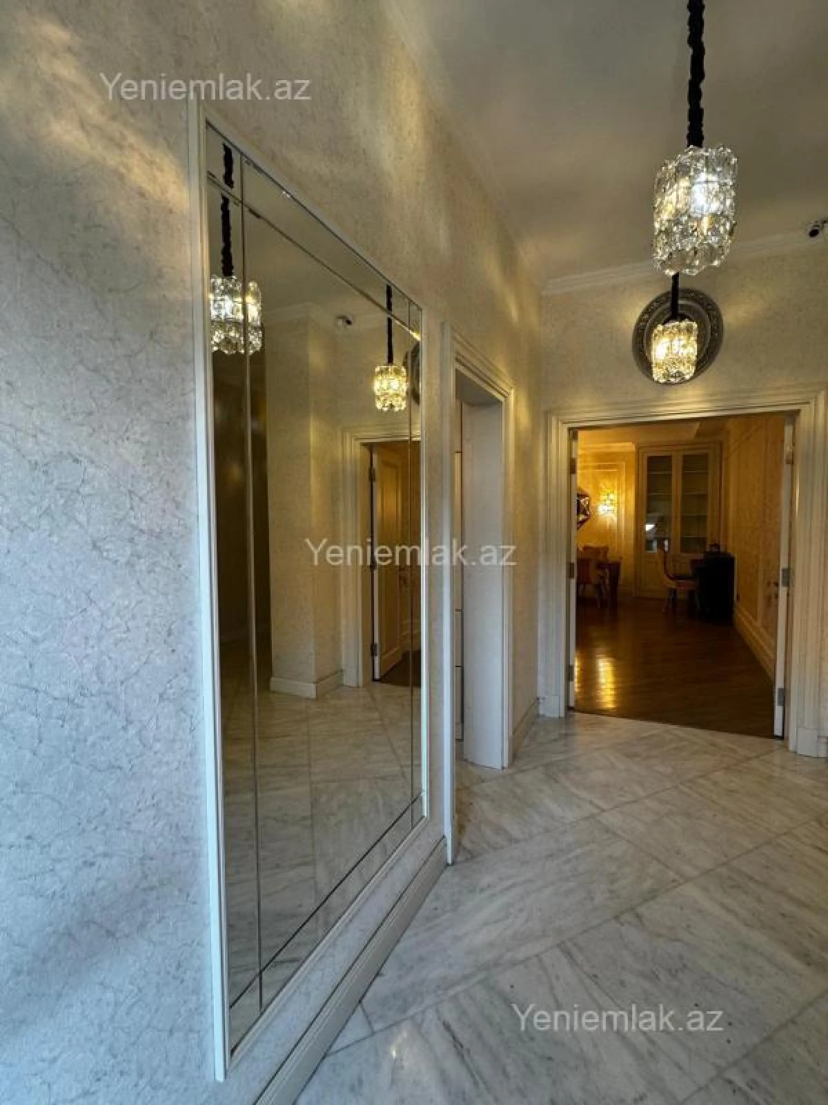 Satılır 6 otaqlı həyət evi 200 m²