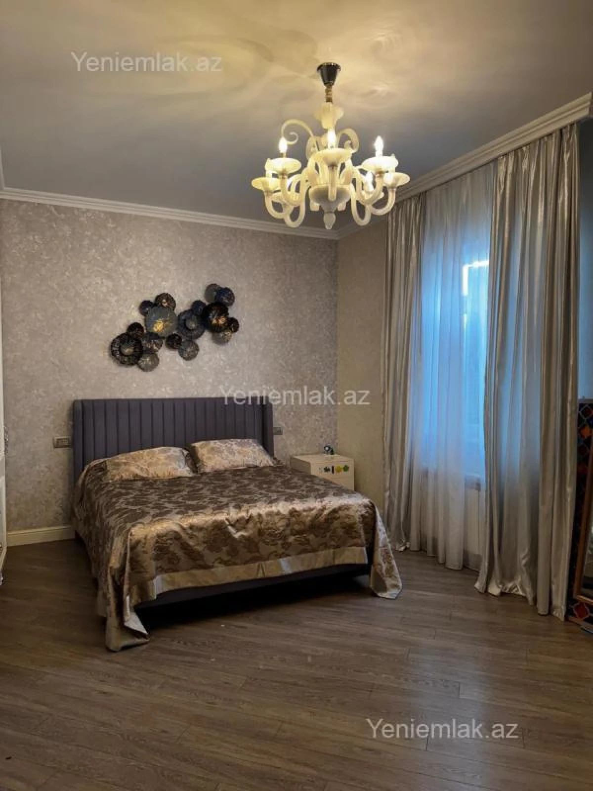 Satılır 6 otaqlı həyət evi 200 m²