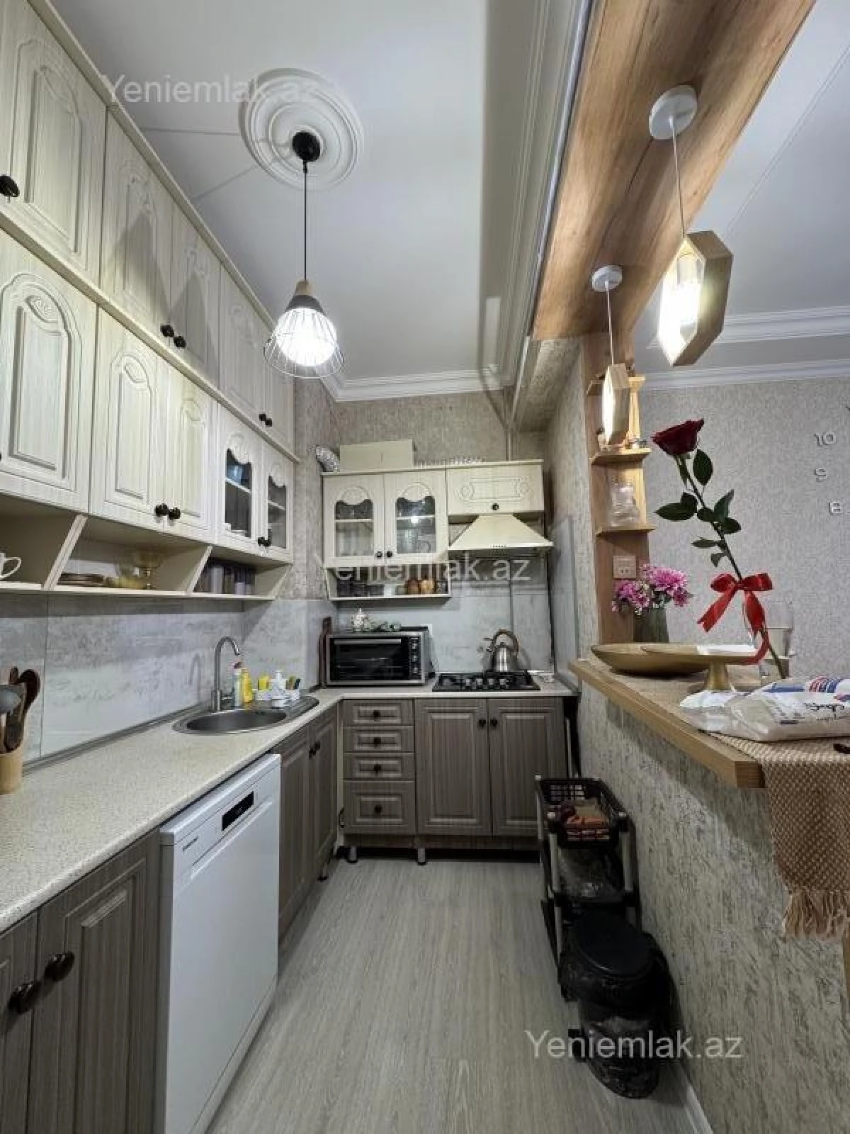 Satılır 3 otaqlı yeni tikili 92 m²