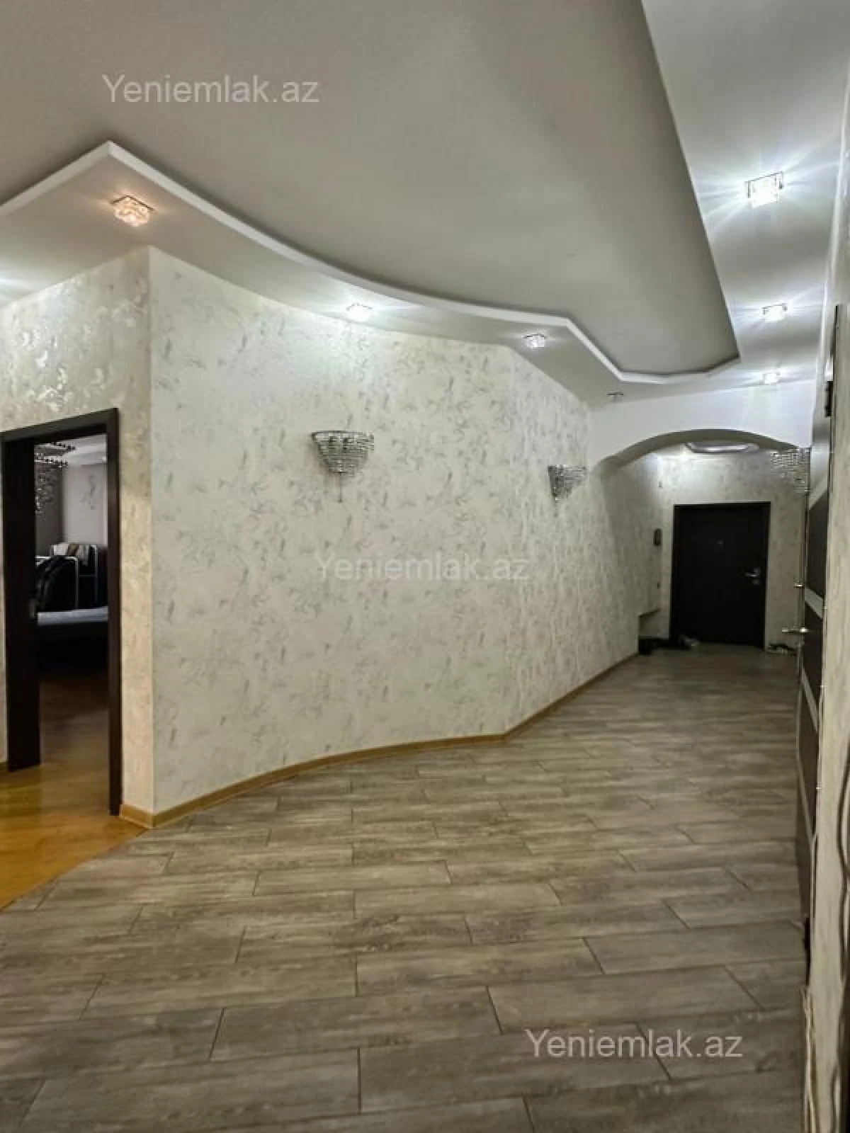 Satılır 4 otaqlı yeni tikili 135 m²