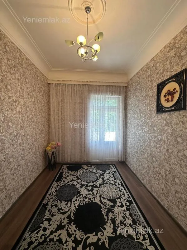 Satılır 3 otaqlı köhnə tikili 80 m²