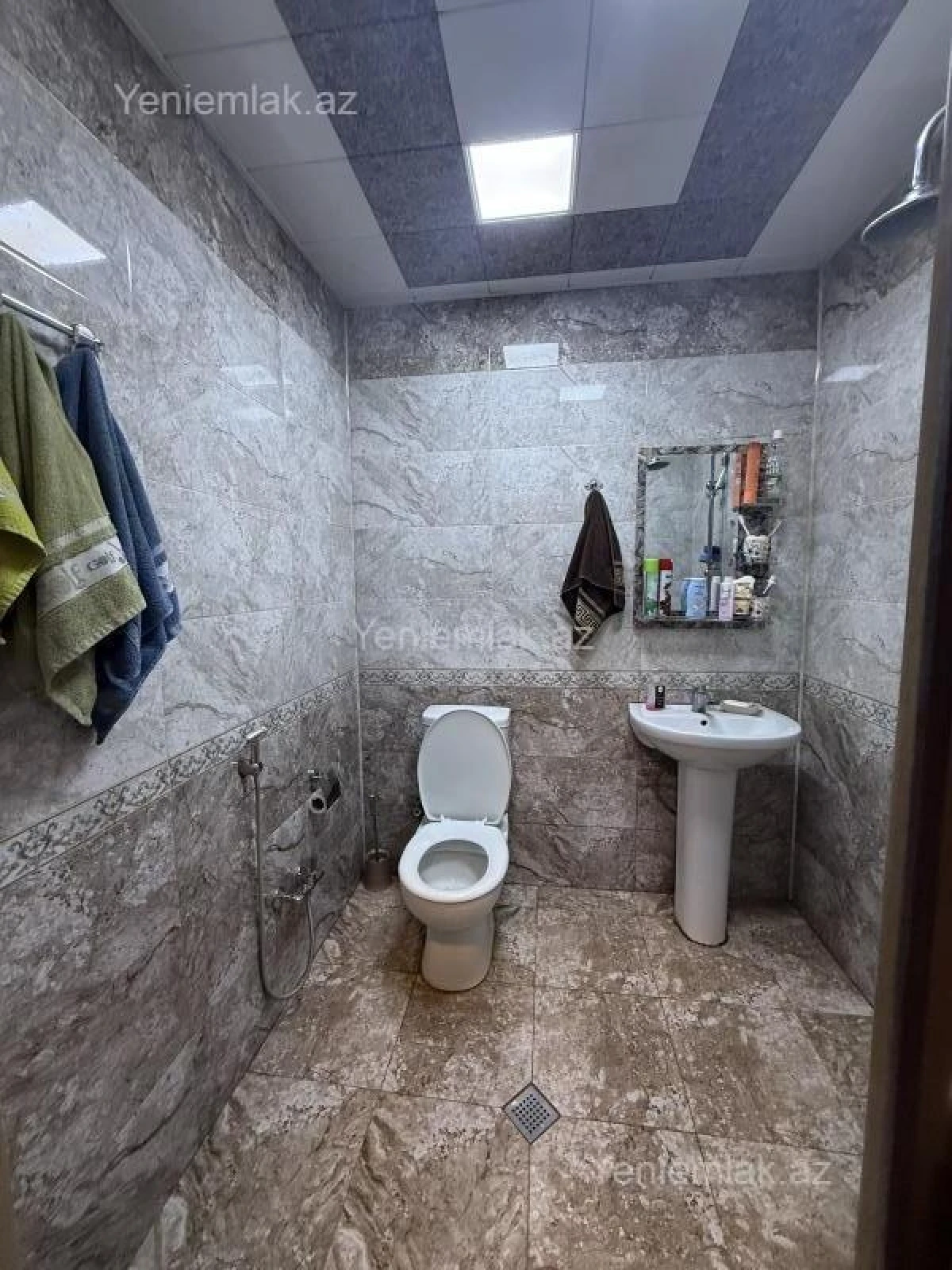 Satılır 2 otaqlı yeni tikili 74 m²