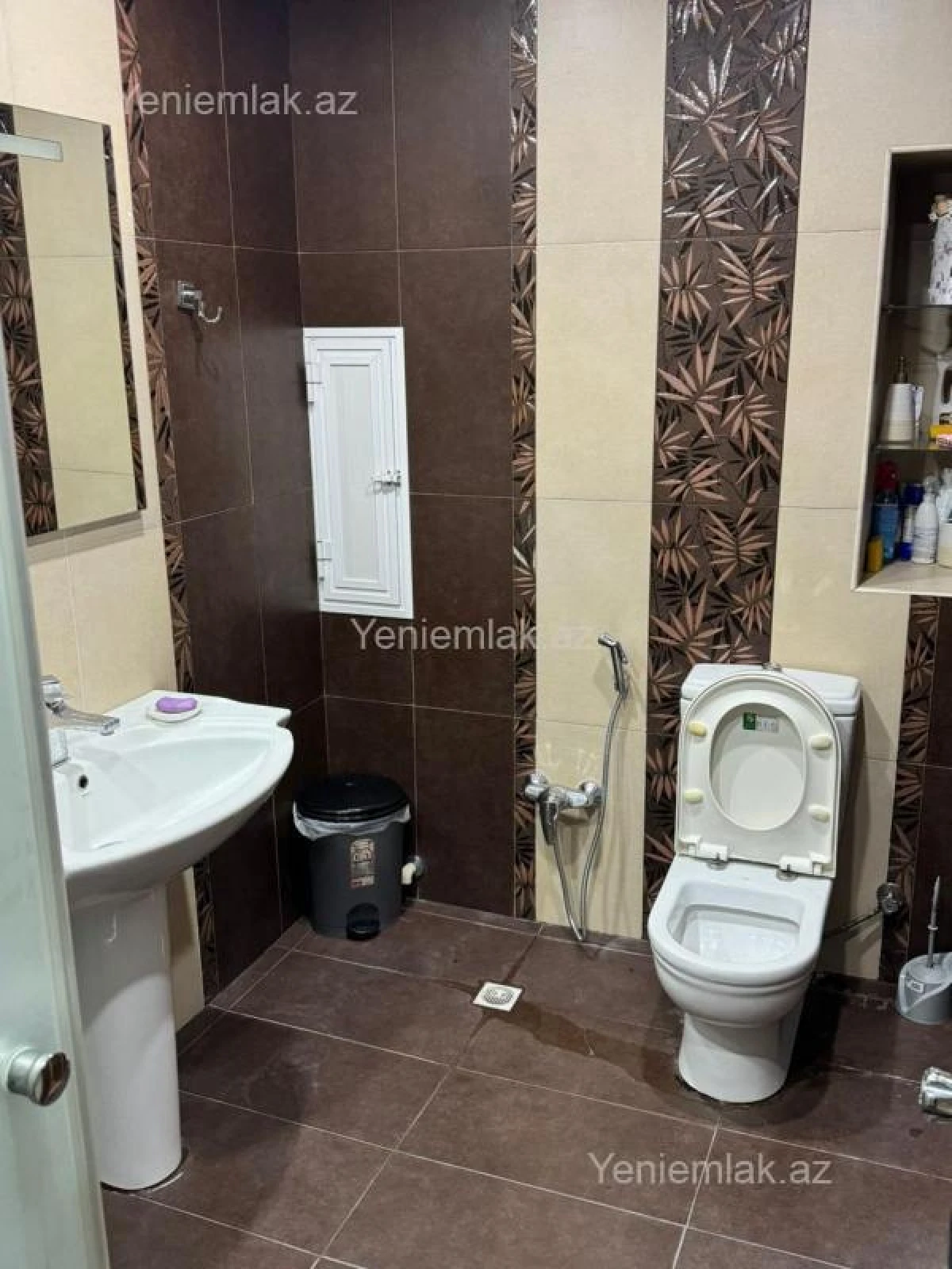 Satılır 4 otaqlı yeni tikili 160 m²