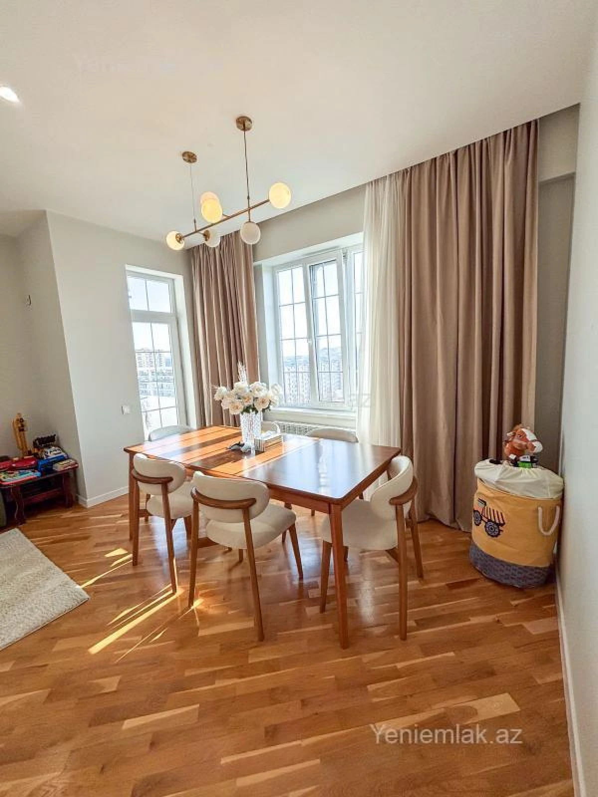 Satılır 2 otaqlı yeni tikili 90 m²