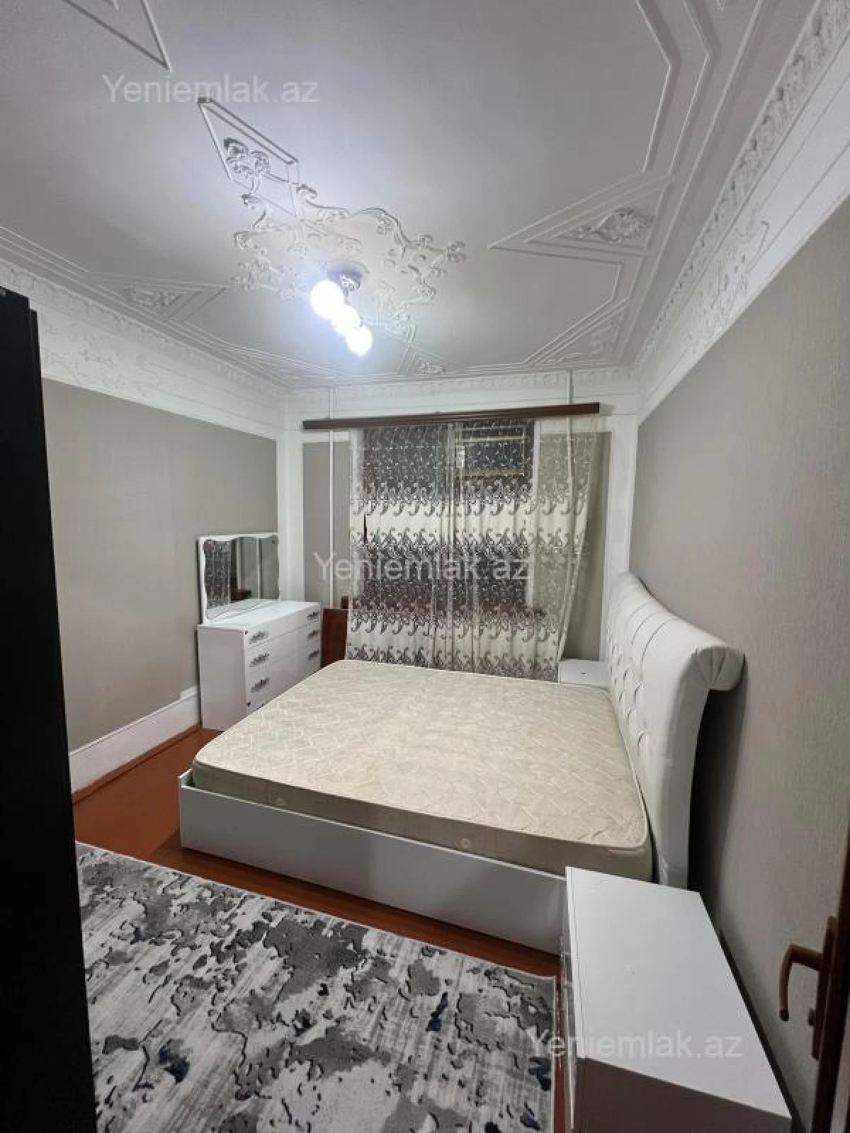 Satılır 3 otaqlı köhnə tikili 65 m²