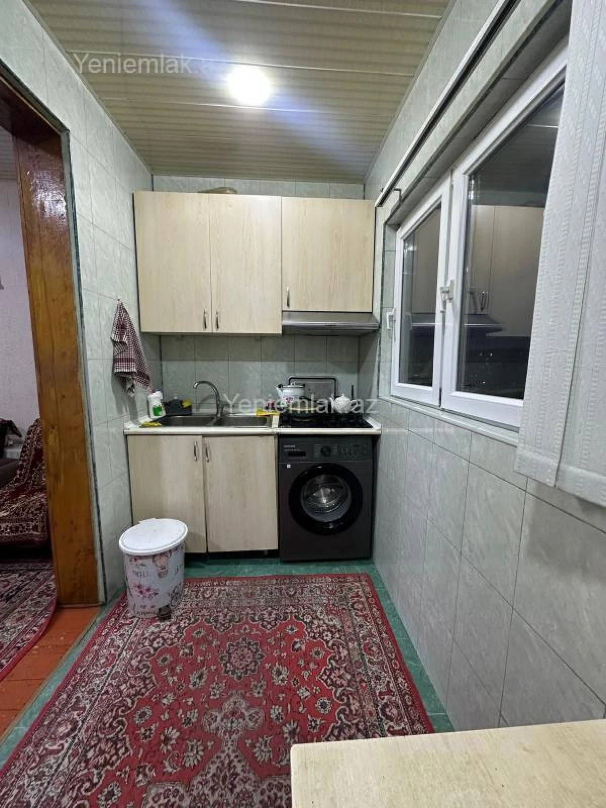 Satılır 3 otaqlı köhnə tikili 75 m²