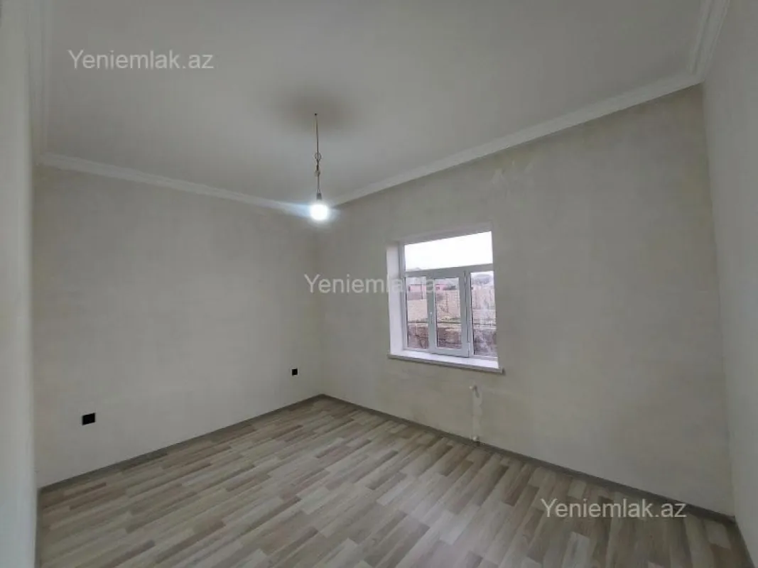 Satılır 3 otaqlı həyət evi 100 m²