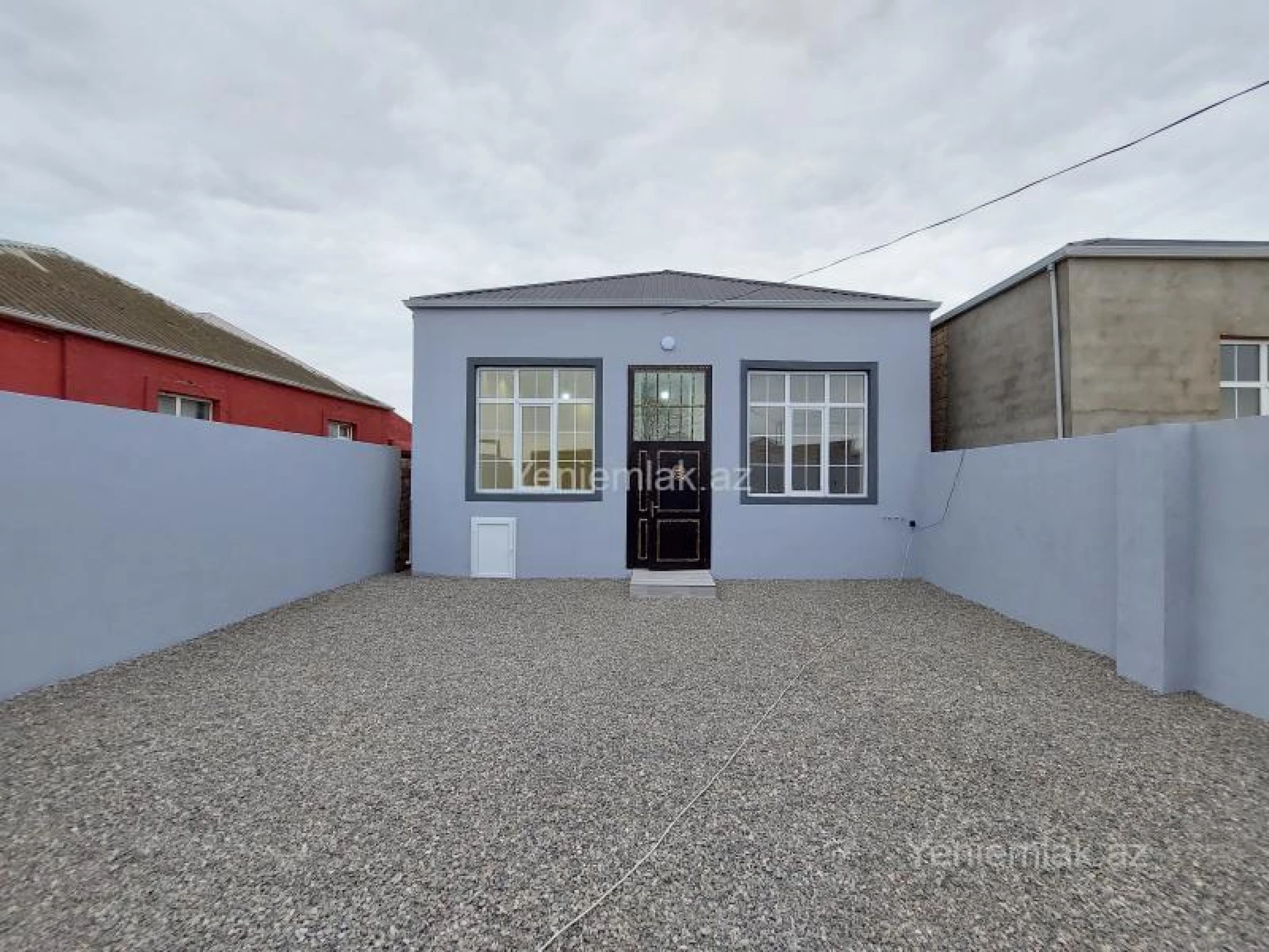 Satılır 3 otaqlı həyət evi 100 m²