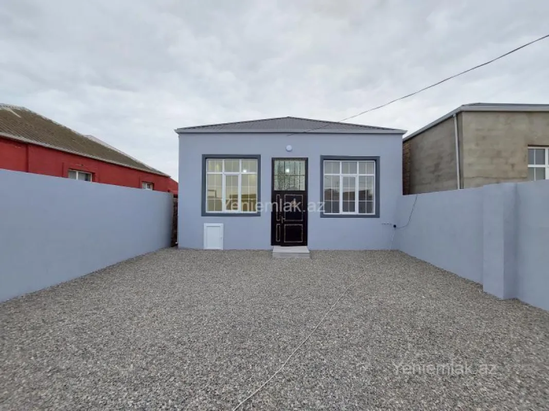 Satılır 3 otaqlı həyət evi 100 m²