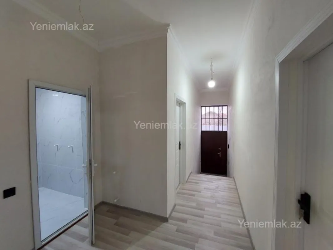 Satılır 3 otaqlı həyət evi 100 m²