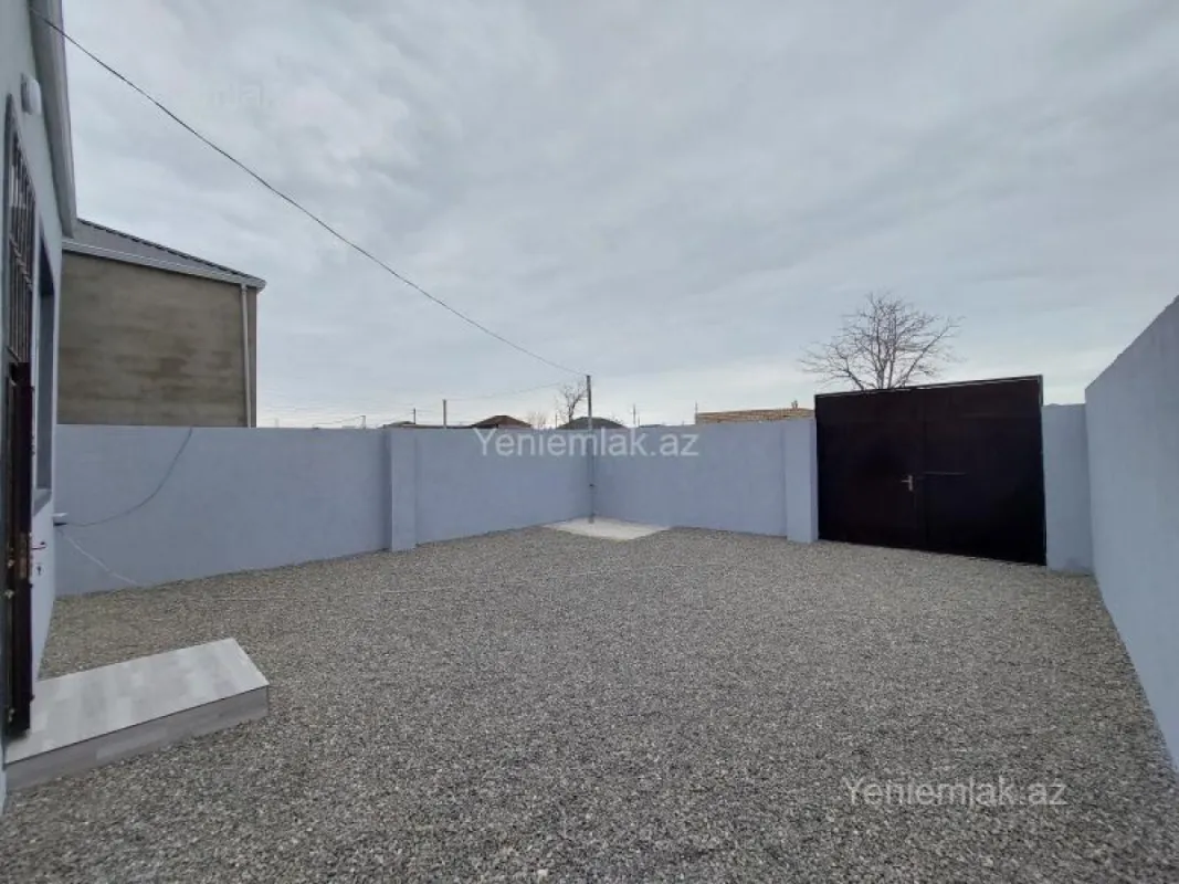 Satılır 3 otaqlı həyət evi 100 m²