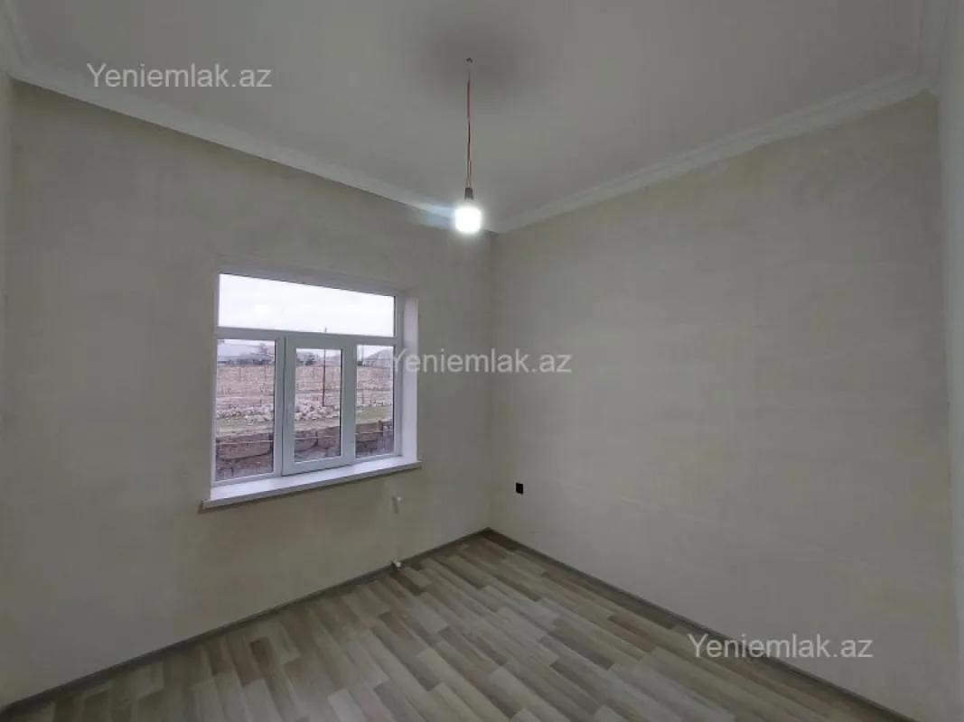 Satılır 3 otaqlı həyət evi 100 m²