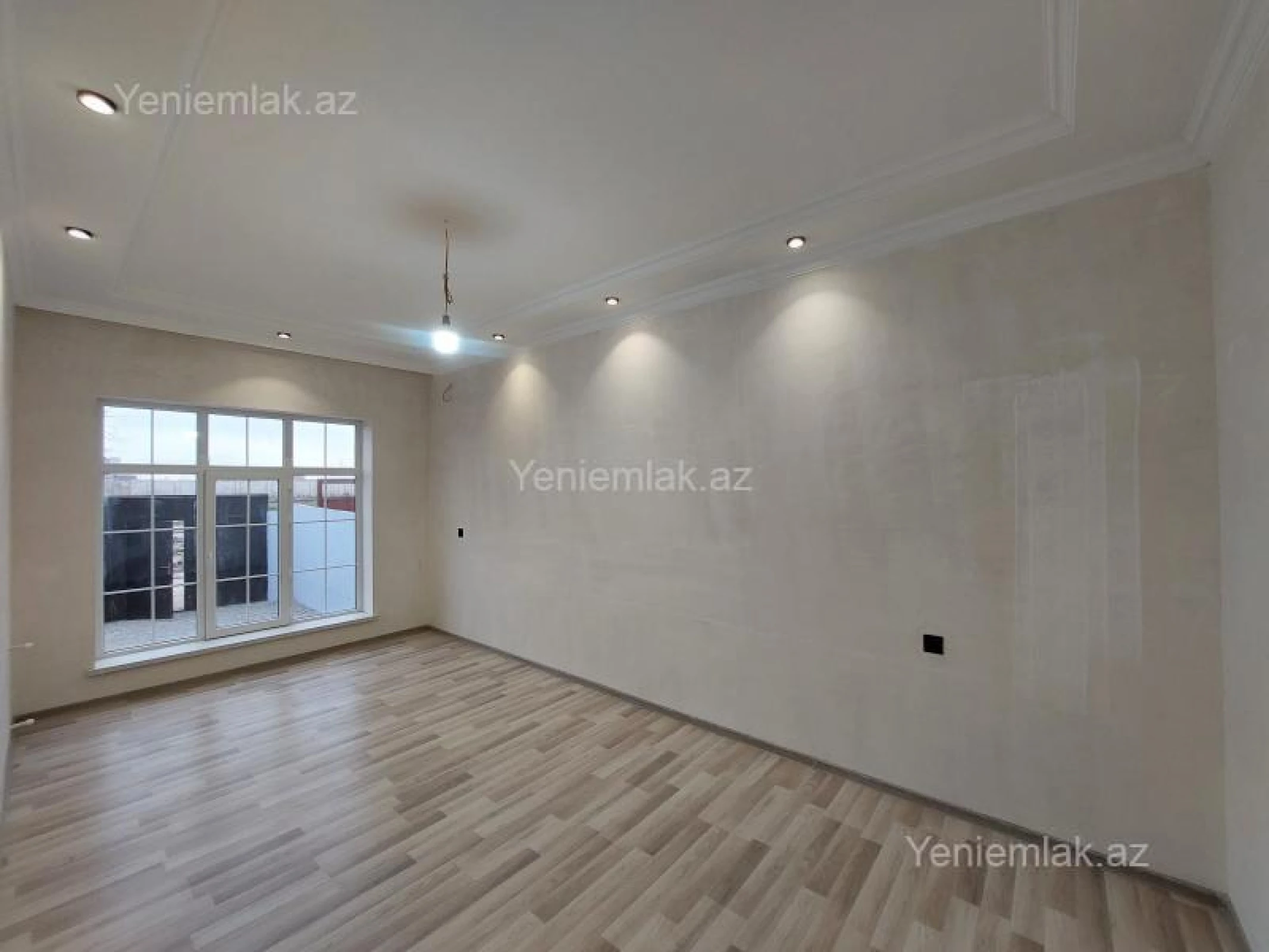 Satılır 3 otaqlı həyət evi 100 m²