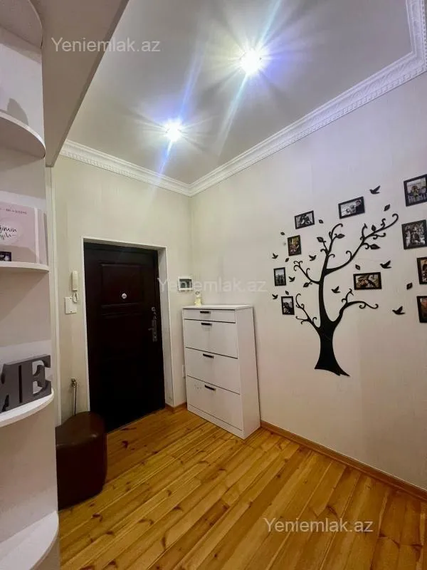 Satılır 2 otaqlı yeni tikili 84 m²