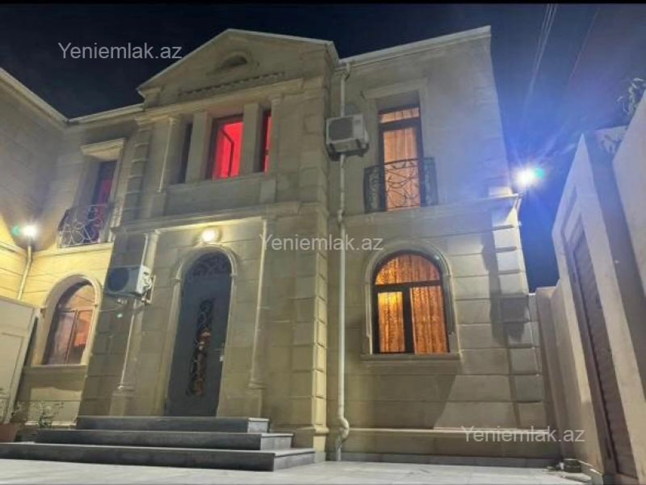 Satılır 4 otaqlı həyət evi 105 m²