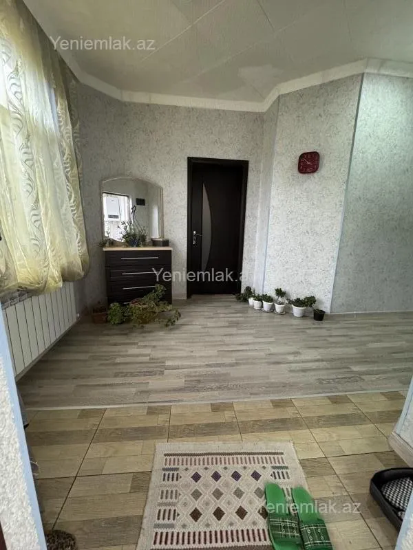 Satılır 3 otaqlı həyət evi 100 m²