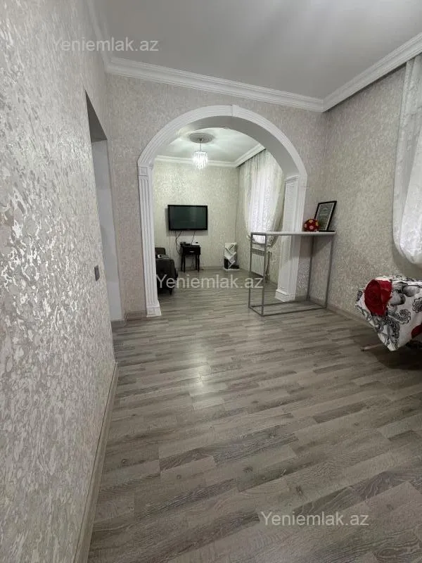 Satılır 3 otaqlı həyət evi 100 m²