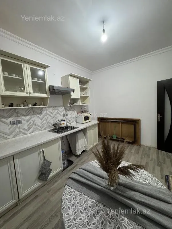 Satılır 3 otaqlı həyət evi 100 m²