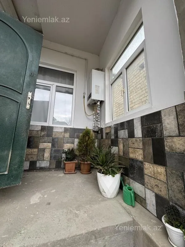 Satılır 3 otaqlı həyət evi 100 m²