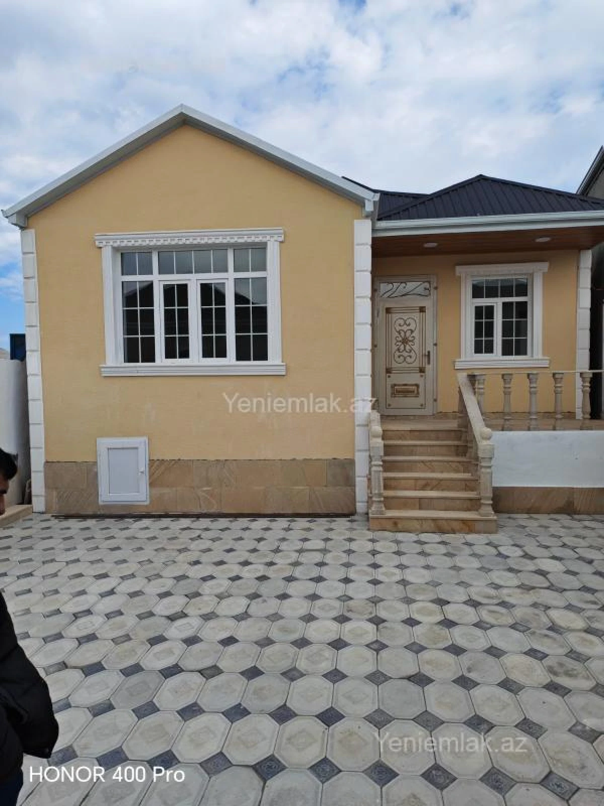Satılır 1 otaqlı həyət evi 115 m²
