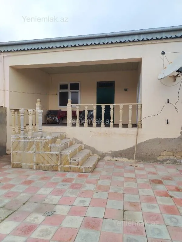 Satılır 4 otaqlı həyət evi 110 m²