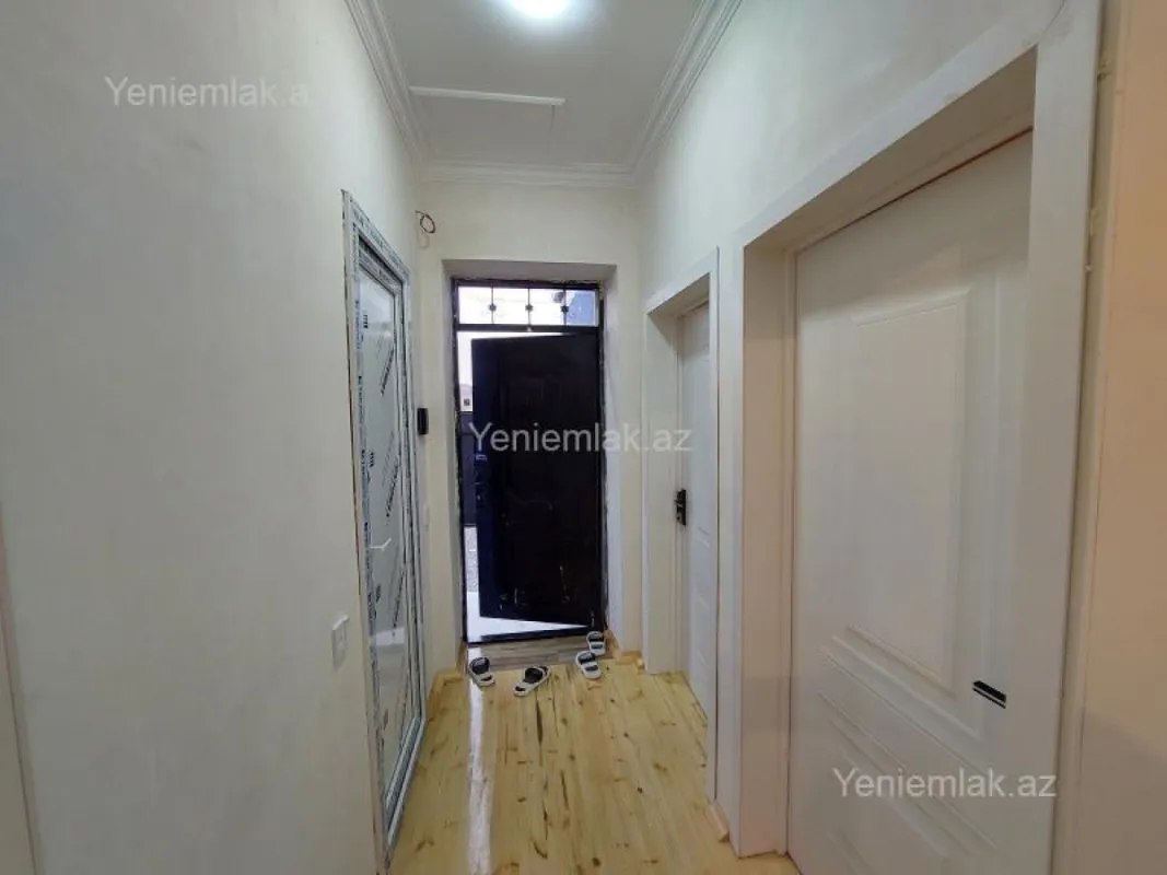 Satılır 2 otaqlı həyət evi 72 m²
