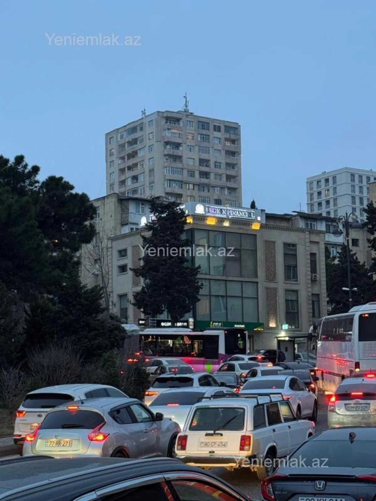 Satılır 2 otaqlı yeni tikili 85 m²