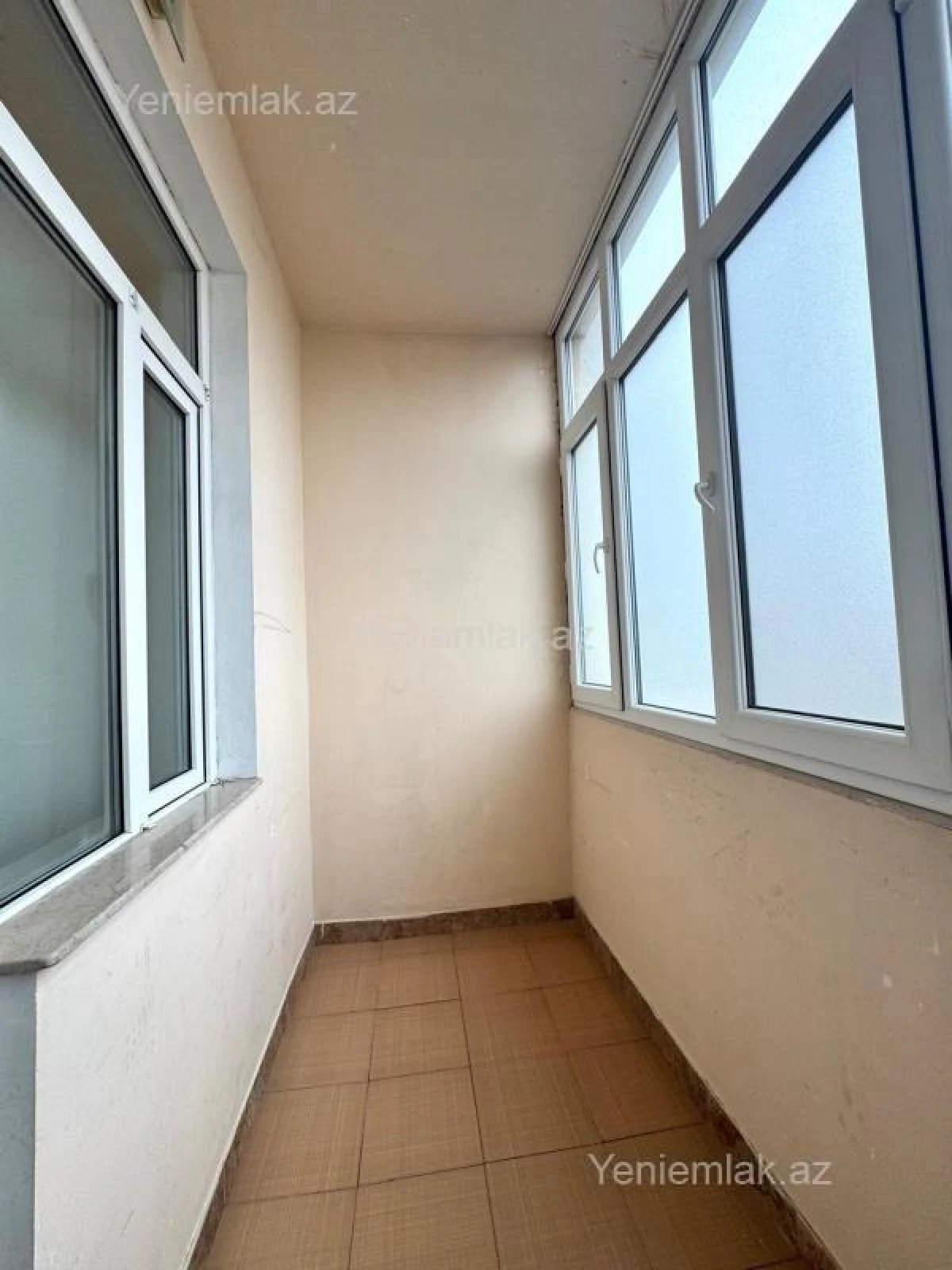 Satılır 2 otaqlı yeni tikili 85 m²