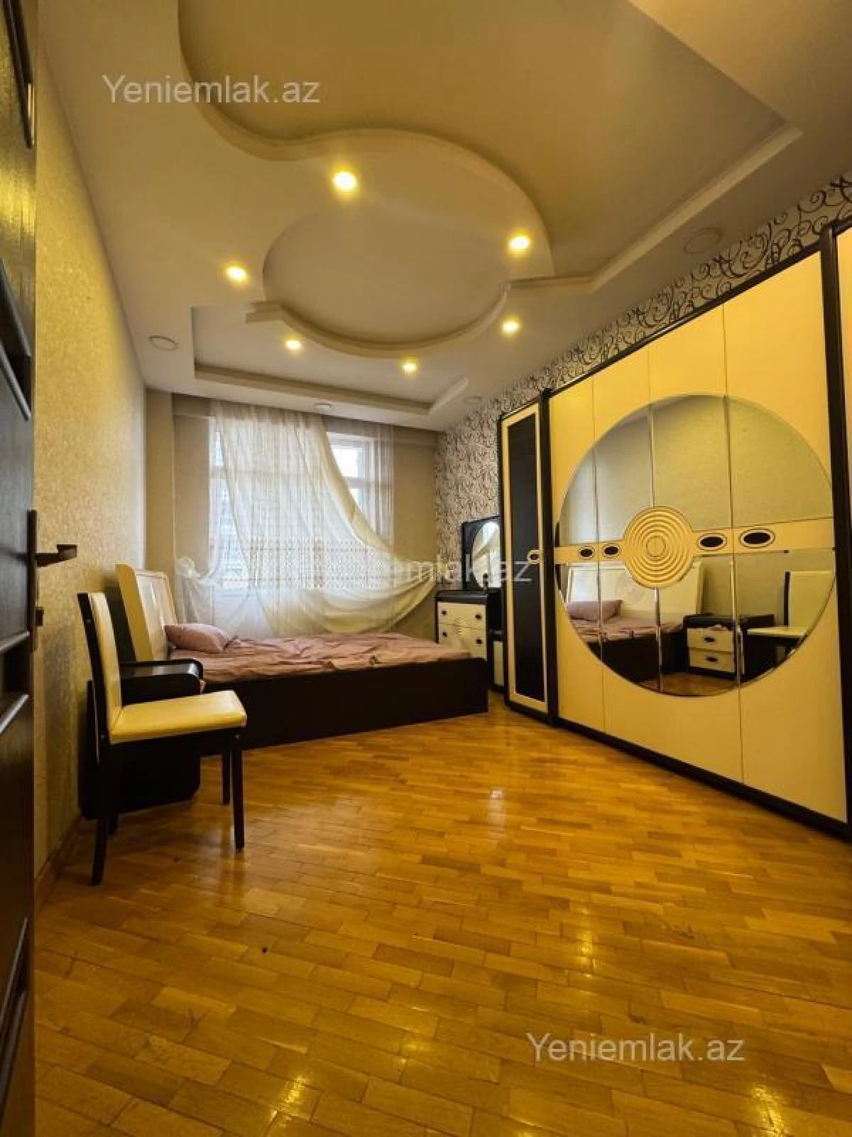 Satılır 2 otaqlı yeni tikili 85 m²