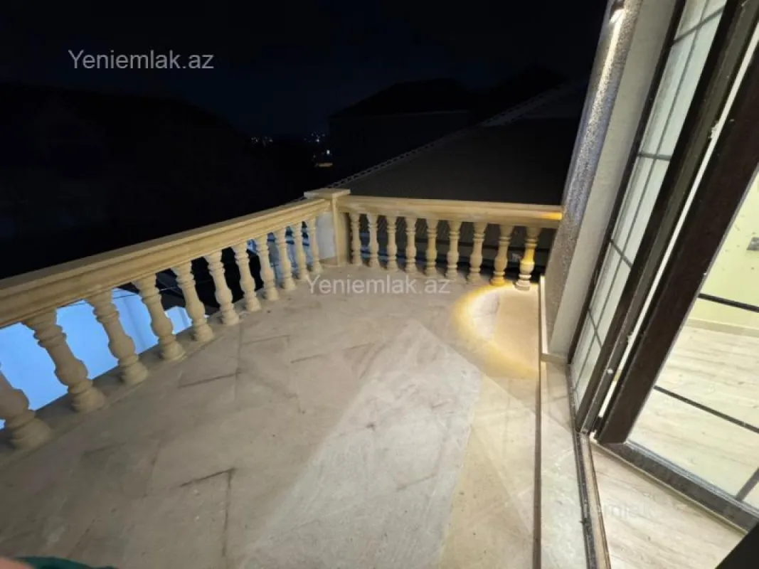 Satılır 5 otaqlı həyət evi 140 m²