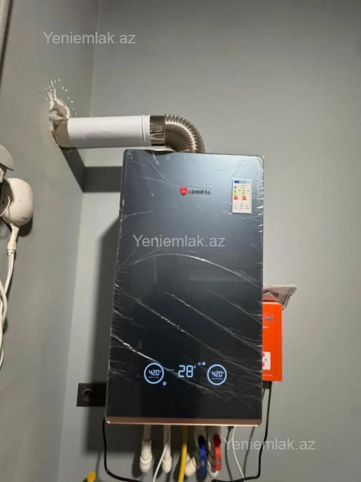 Satılır 5 otaqlı həyət evi 140 m²