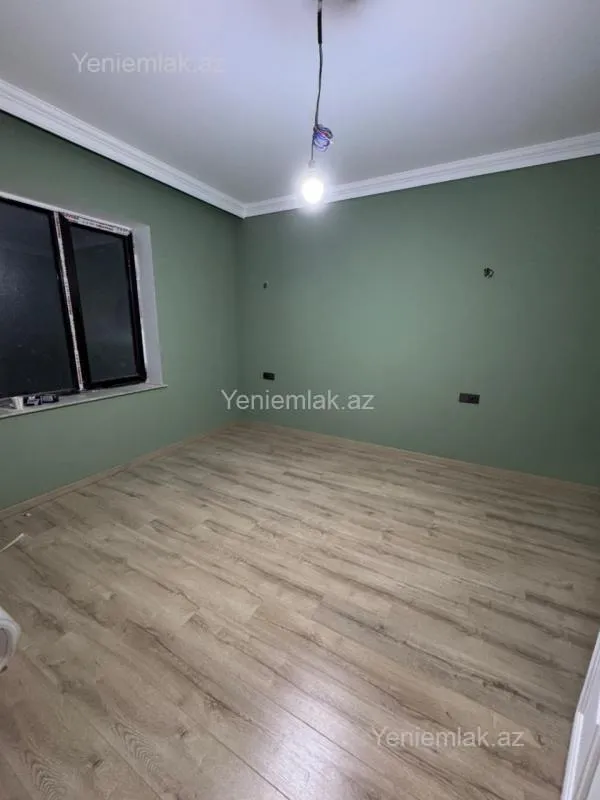 Satılır 5 otaqlı həyət evi 140 m²