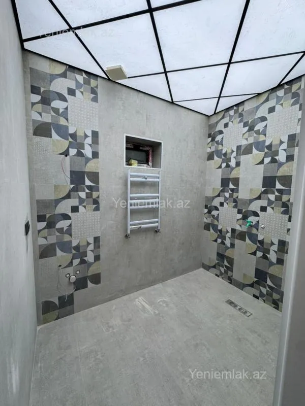 Satılır 5 otaqlı həyət evi 140 m²