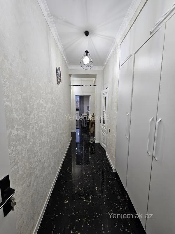 Satılır 3 otaqlı yeni tikili 81 m²