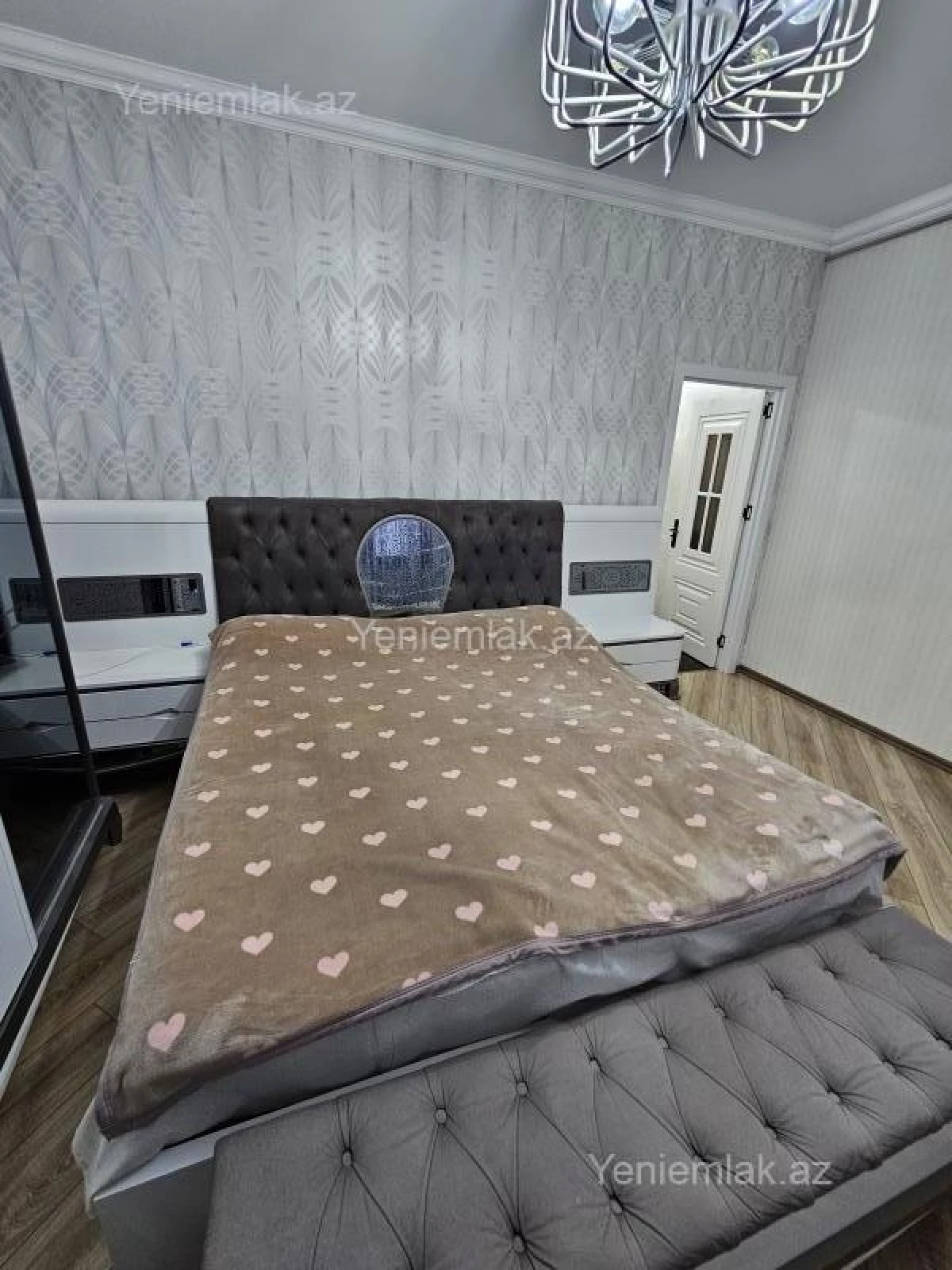 Satılır 3 otaqlı yeni tikili 81 m²