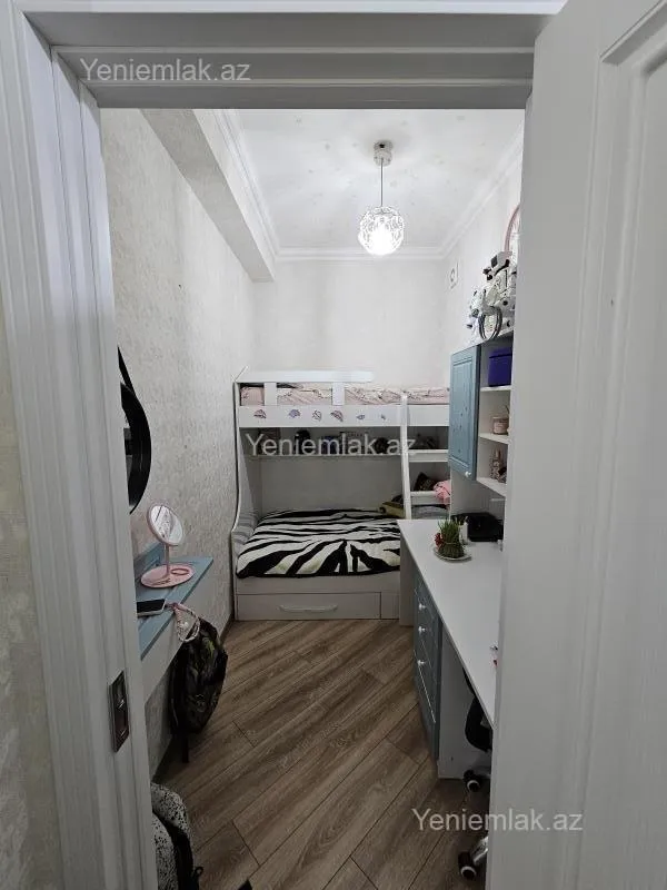 Satılır 3 otaqlı yeni tikili 81 m²