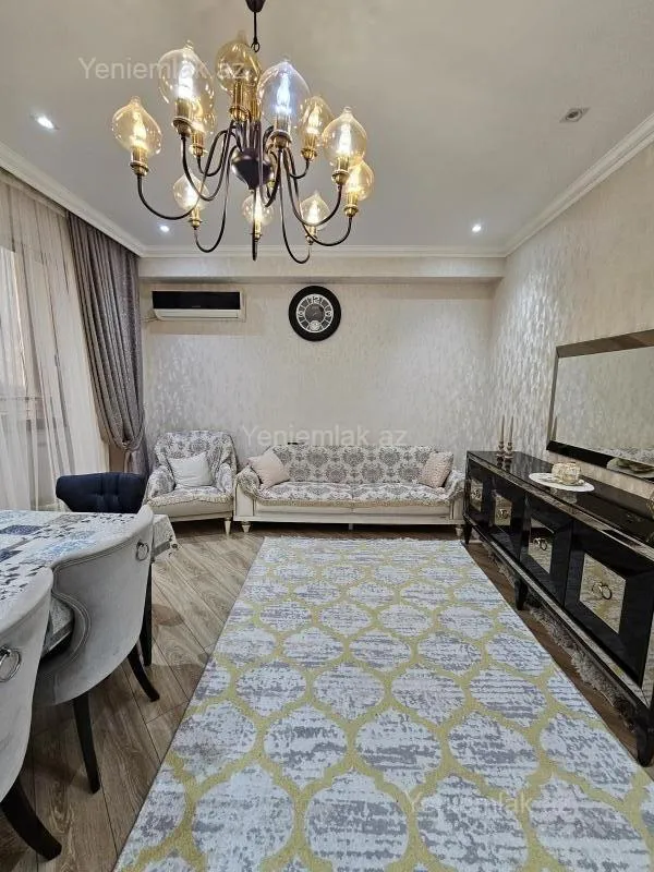 Satılır 3 otaqlı yeni tikili 81 m²