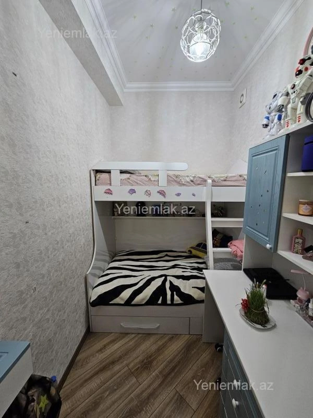 Satılır 3 otaqlı yeni tikili 81 m²