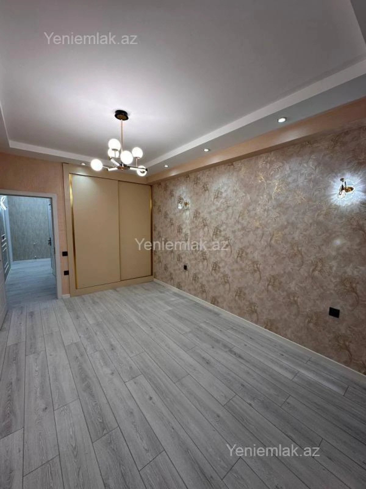 Satılır 3 otaqlı yeni tikili 90 m²