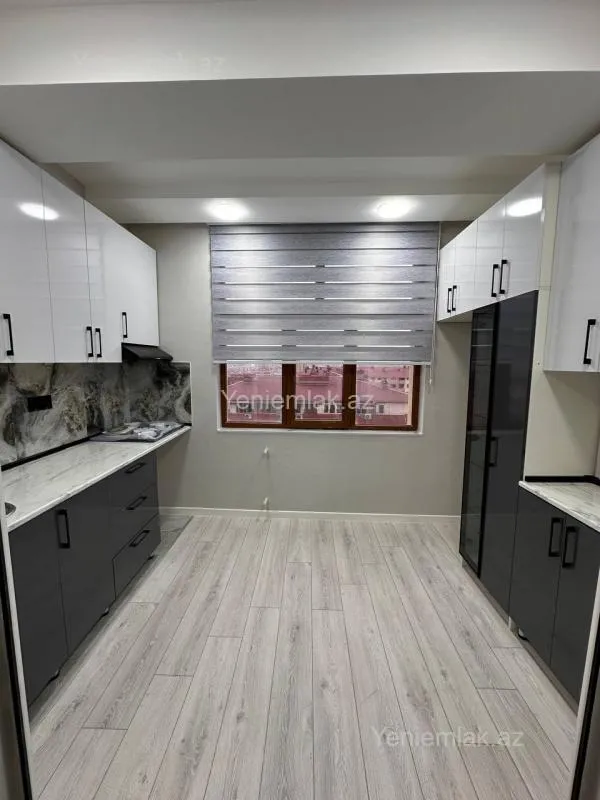 Satılır 3 otaqlı yeni tikili 90 m²